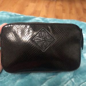 Beautiful. Simply Vera by Vera Wang Makeup Bag